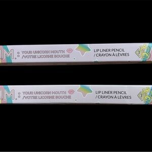 KimChi Chic Beauty Your Unicorn Mouth
Lip Liner Duo